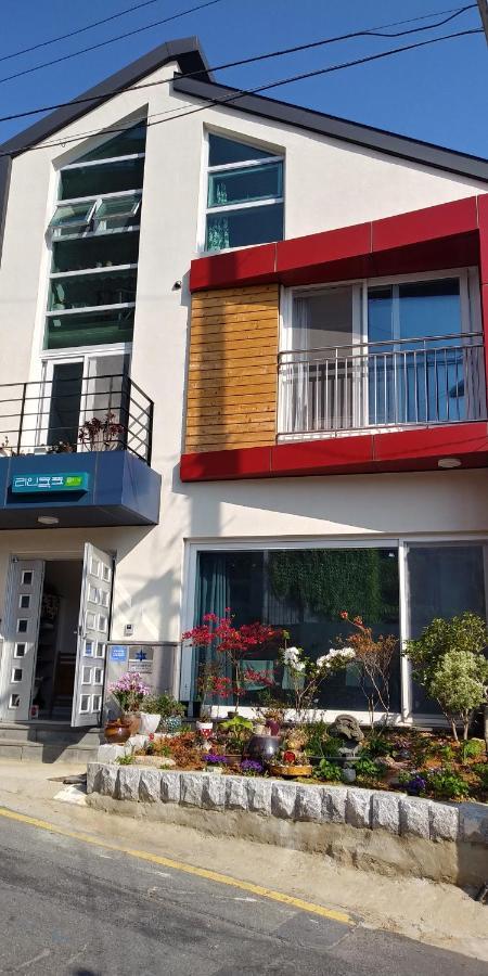 Ri-In Mokpo Guesthouse Екстериор снимка
